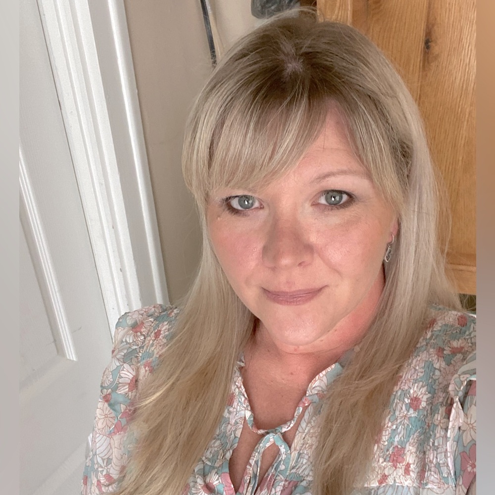 Meet your Posher, Felicia